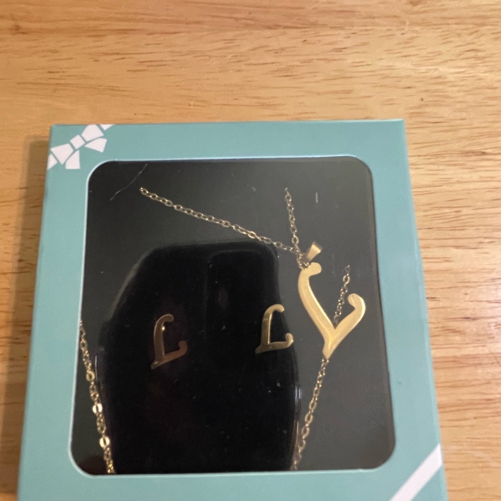 Gold L necklace and Earrings Set NWOT